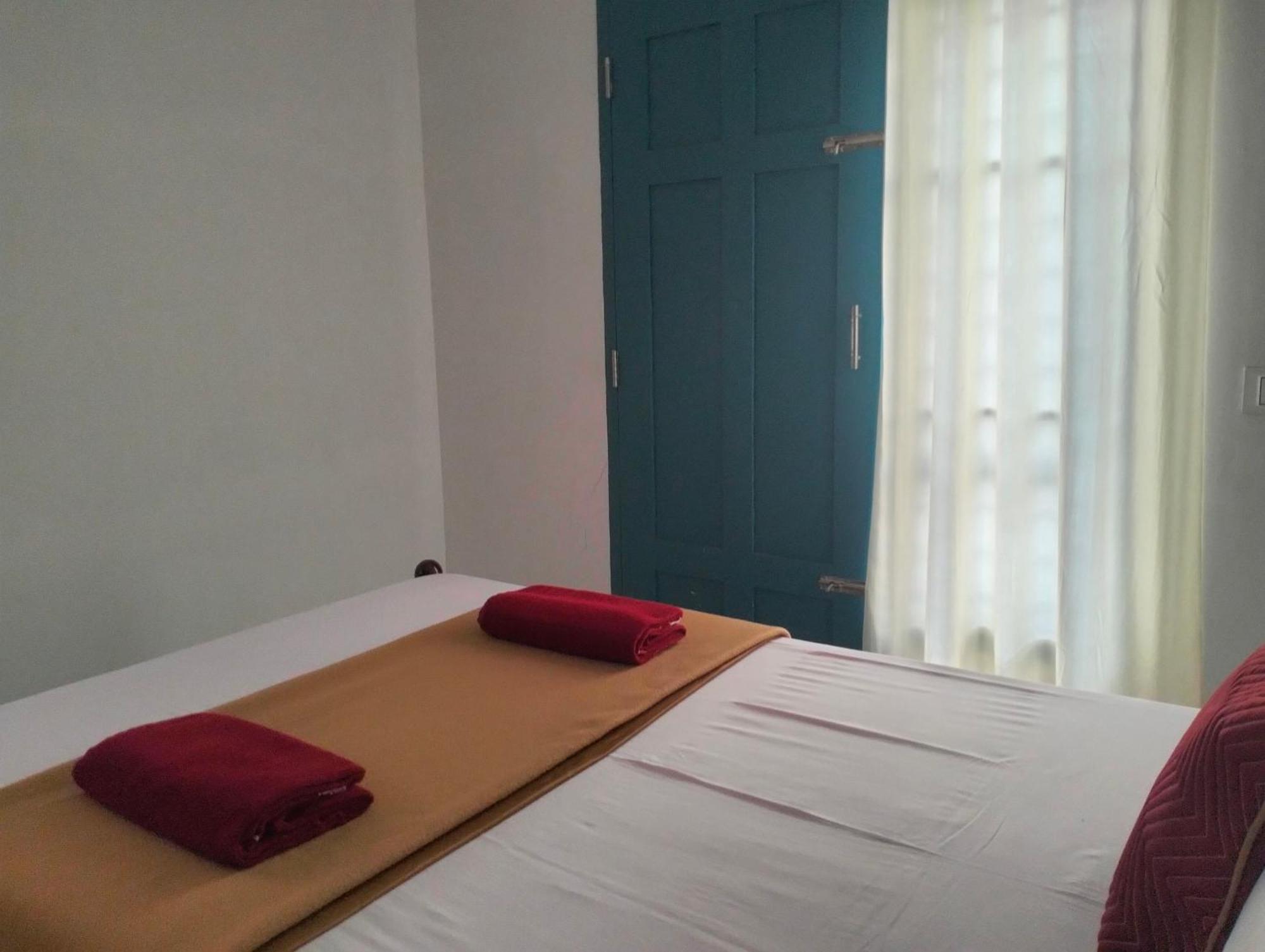 Guestland Homestay Kochi Exterior foto